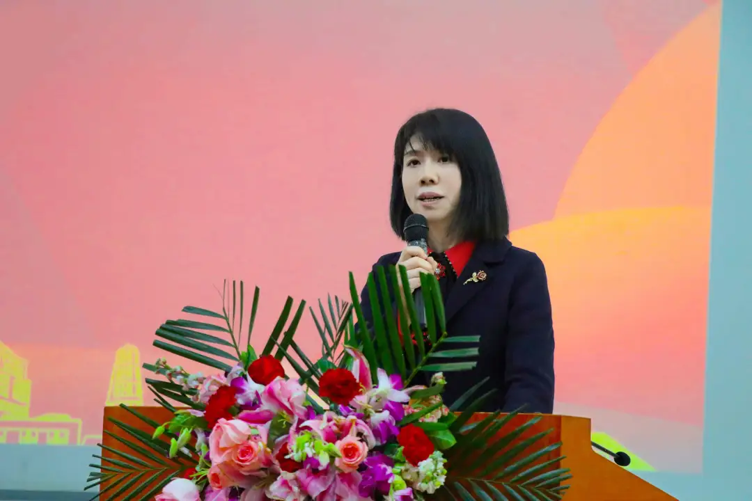 47小奶猫直播
  任翔教授.jpg